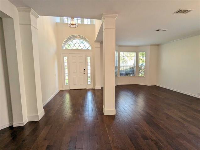 7686 Creekmere Dr