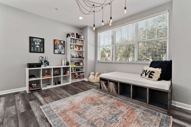 Photo - 500 Pacific Grove Dr Unidad 8