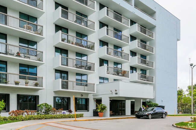 Photo - Robert Sharp Towers Two