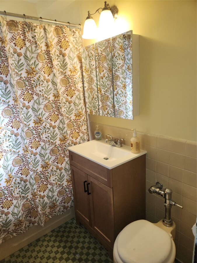 Photo - 1545 Unionport Rd Condo Unit 3C