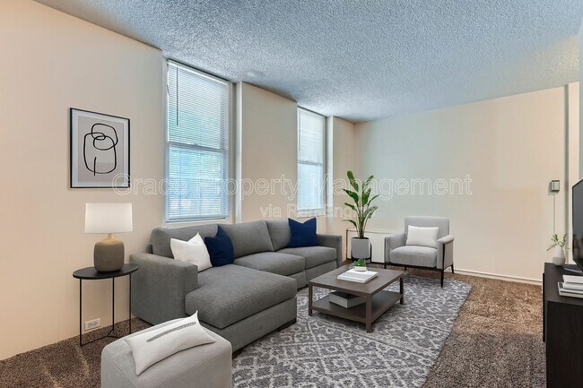 Building Photo - 2225 E Buchtel Blvd Unit 105