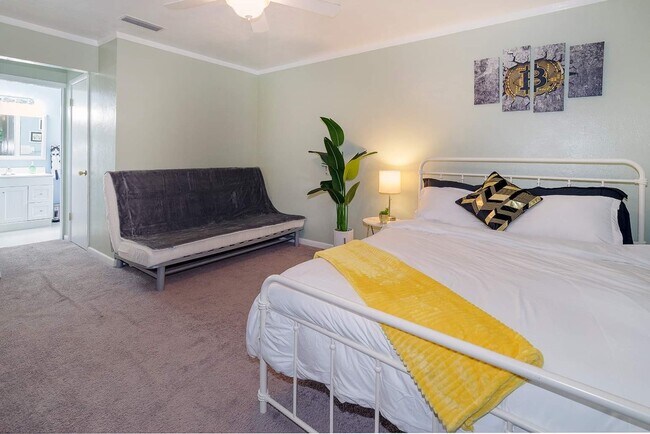 Photo - 8108 SW 56th Ave