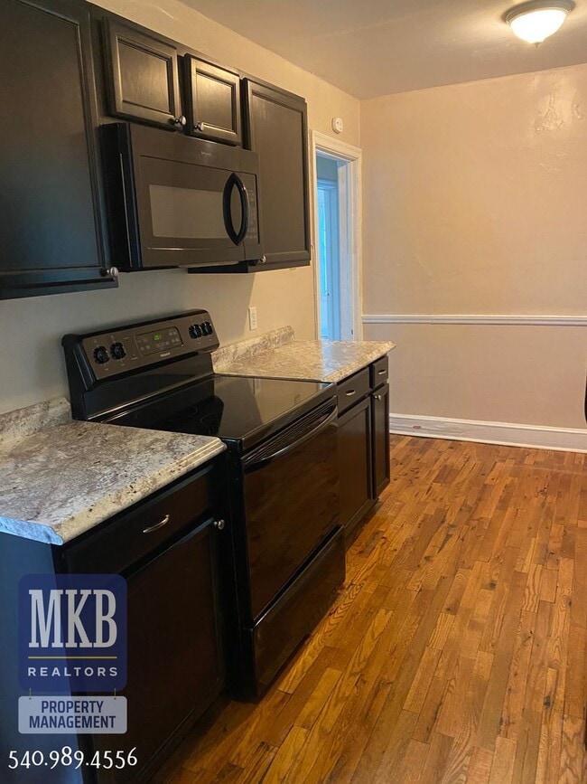 Photo - 3 Bedroom, 1 1/2 Bath Cape Cod