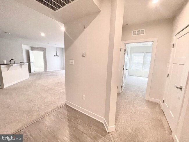 Photo - 5742 Meadowood St