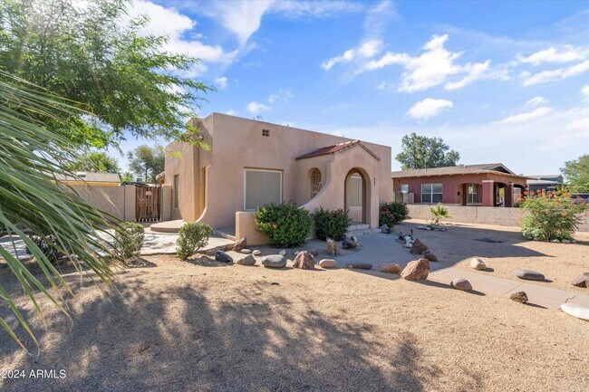 Building Photo - 437 N 18th St