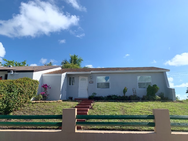 Building Photo - 20845 Grouper Dr Rental