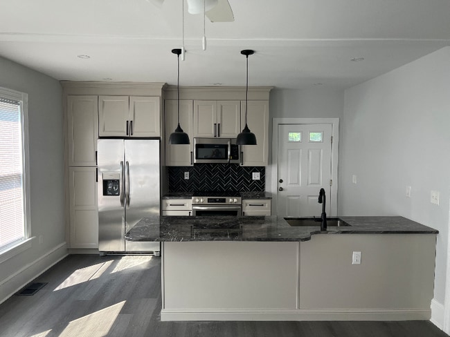 Photo - 92 Spring Garden St