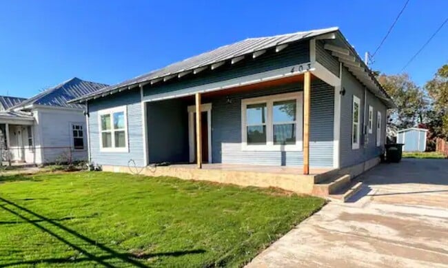 Building Photo - 403 Givens Ave Rental