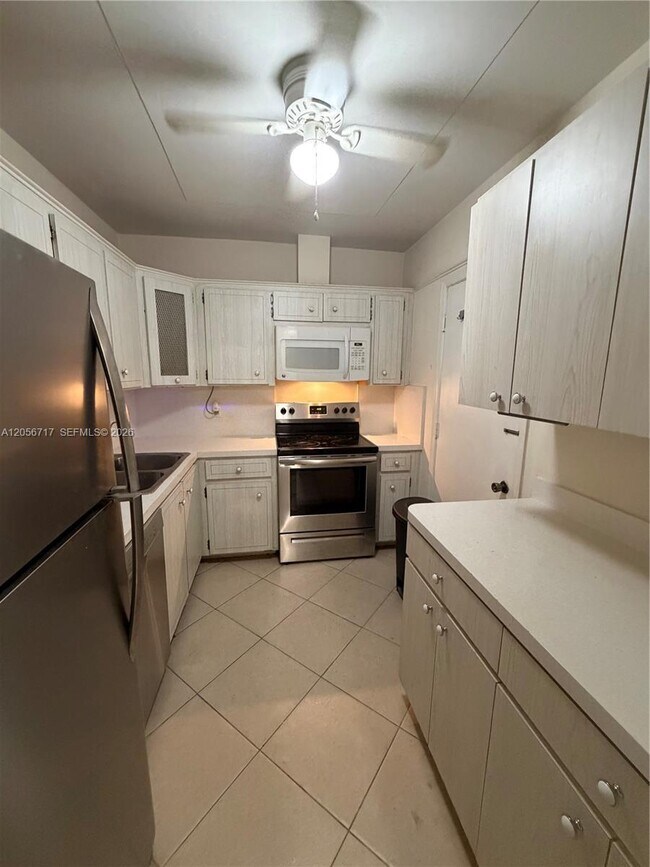 Photo - 5700 NE 22nd Way Unit 324