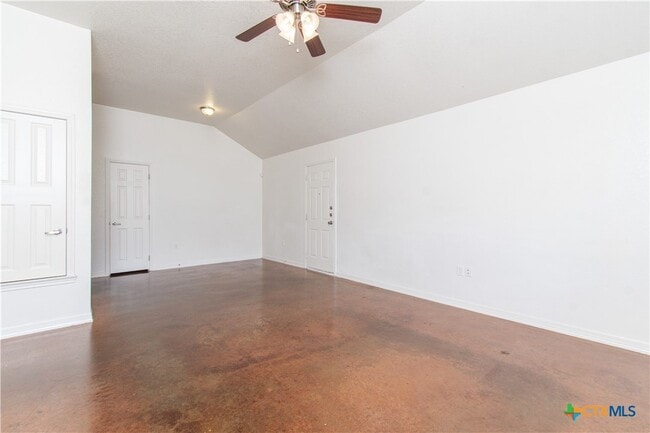 Photo - 3104 Baldwin Loop