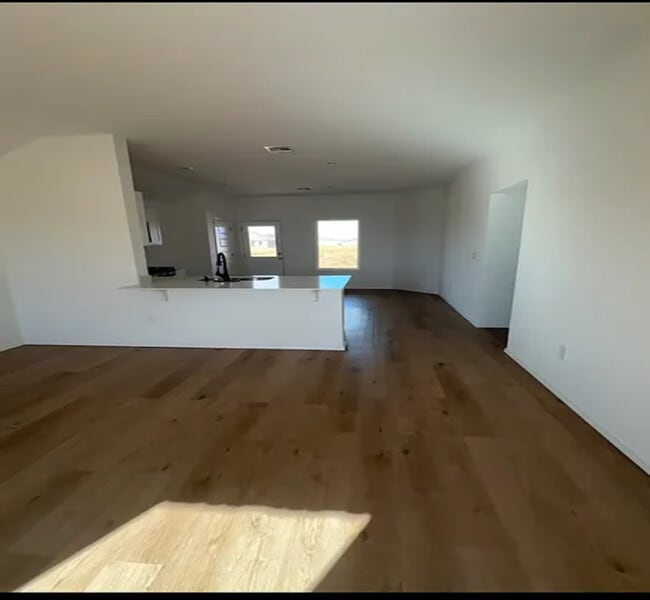 Photo - 3028 E Wells Ave