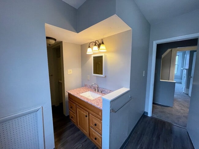 Photo - 3/1 Rowhouse Available To Rent in Upper Lawrenceville - Available April!!