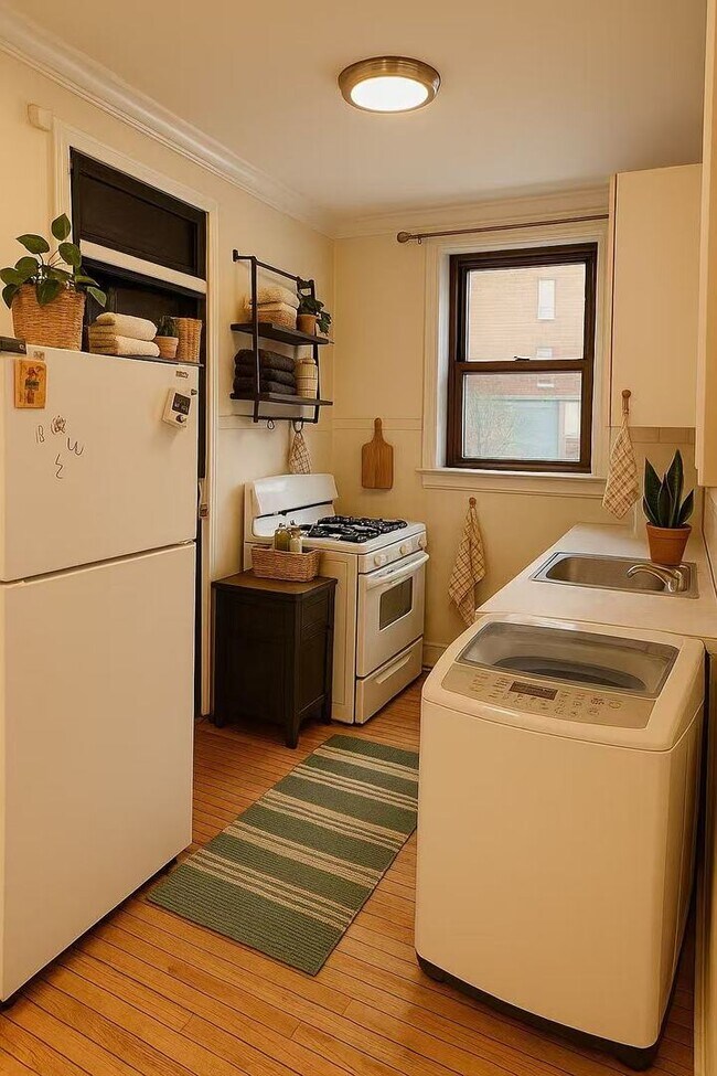 Photo - 5551 S Kimbark Ave