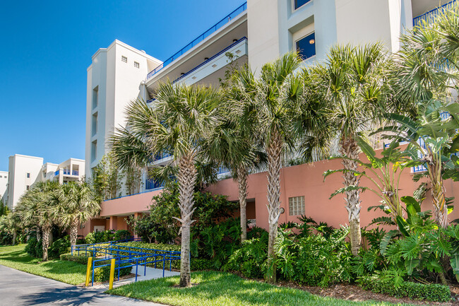 NEW YEARS SPECIAL-OW 13-405, 3/2, OCEANVIE... - NEW YEARS SPECIAL-OW 13-405, 3/2, OCEANVIE... Condo