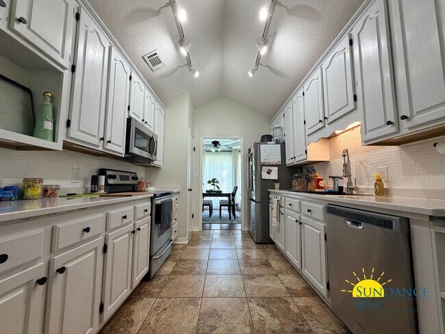 Photo - Charming 3BR Home in Mary Esther-near Hurlburt Field!