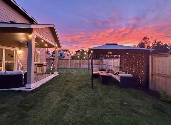 Photo - 16496 Pine Creek Dr