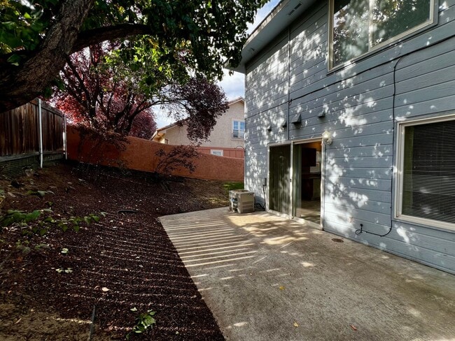 Building Photo - Non-Refundable & Security Deposit Total: $...