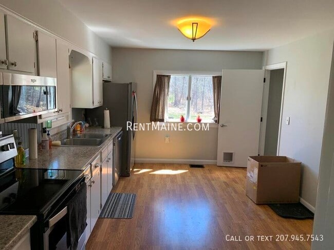 Photo - 1844 Essex St