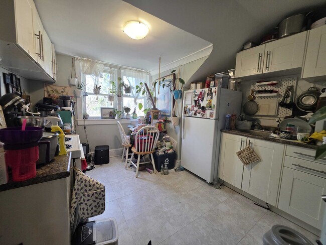 Photo - 156 Johnson St Unit 3