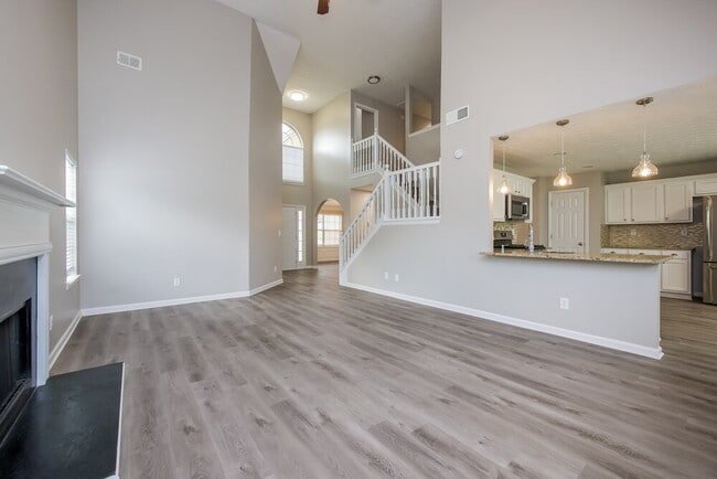 Photo - 204 Biltmore Way