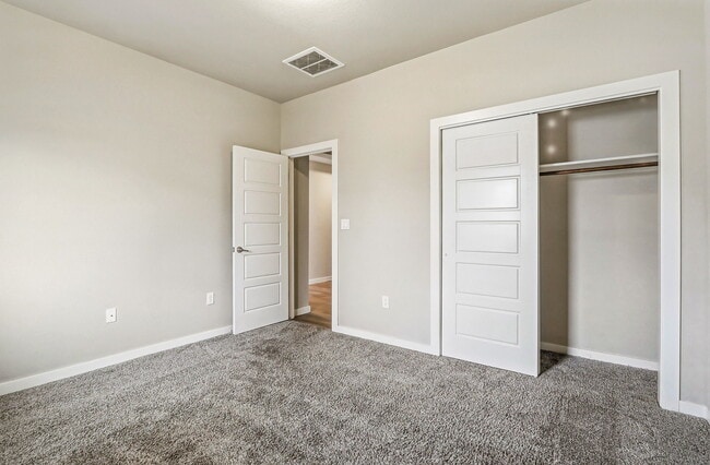 Photo - 14740 Mike a Mendoza Ave