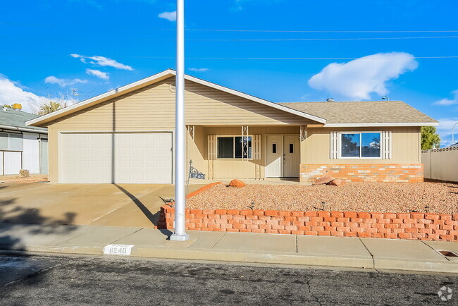 Building Photo - 8240 Stapleton Ave Rental