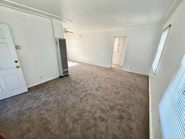 Photo - 2501 Venice Blvd