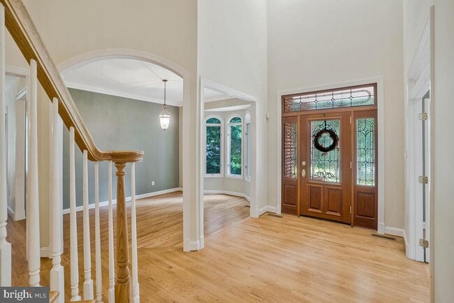 Photo - 502 Seneca Knoll Ct