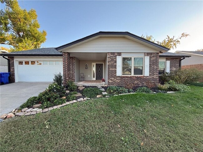 Photo - 2714 W Fir St