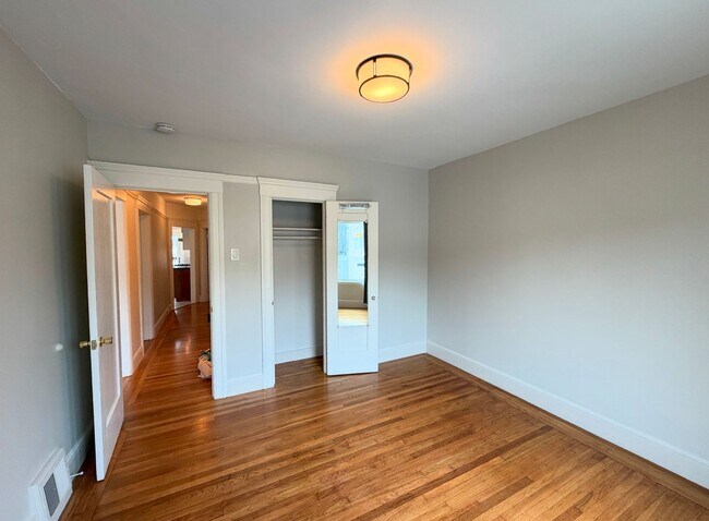 Photo - 762 Brunswick St