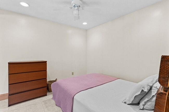 Photo - 27 Ridge Hill Ave