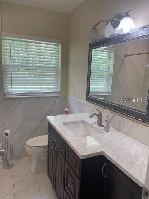 Photo - 3040 Glen Oak Ave N