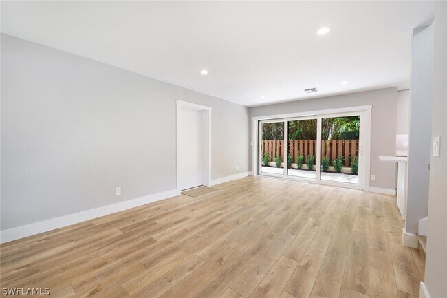 Photo - 1130 5th St S Unidad B