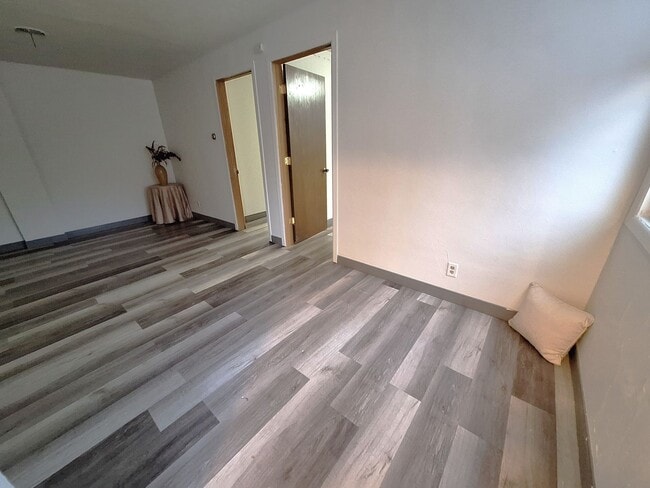 Photo - 701 George St Unit 1