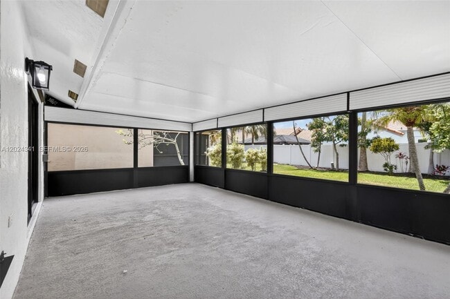 Photo - 9654 Sun Pointe Dr