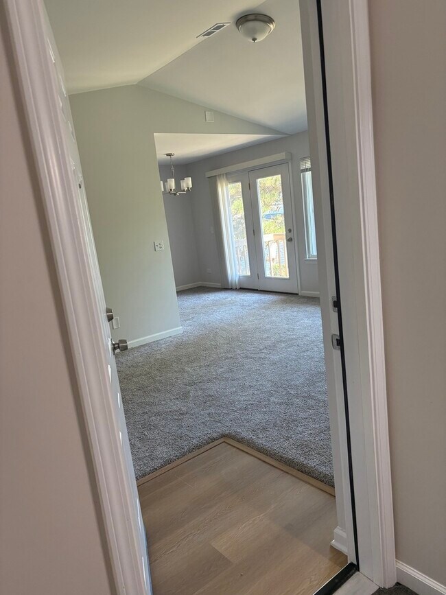 Photo - 230 Wethington Dr Unit C