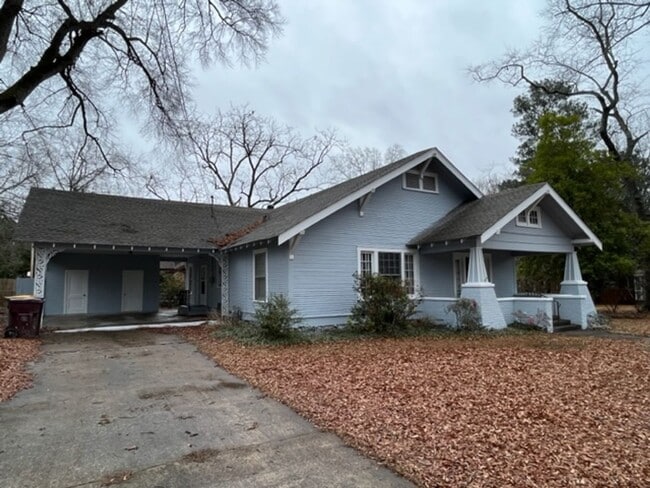 Beautifully rehabbed 4 Bedroom 2 Bath olde... - Beautifully rehabbed 4 Bedroom 2 Bath olde... House