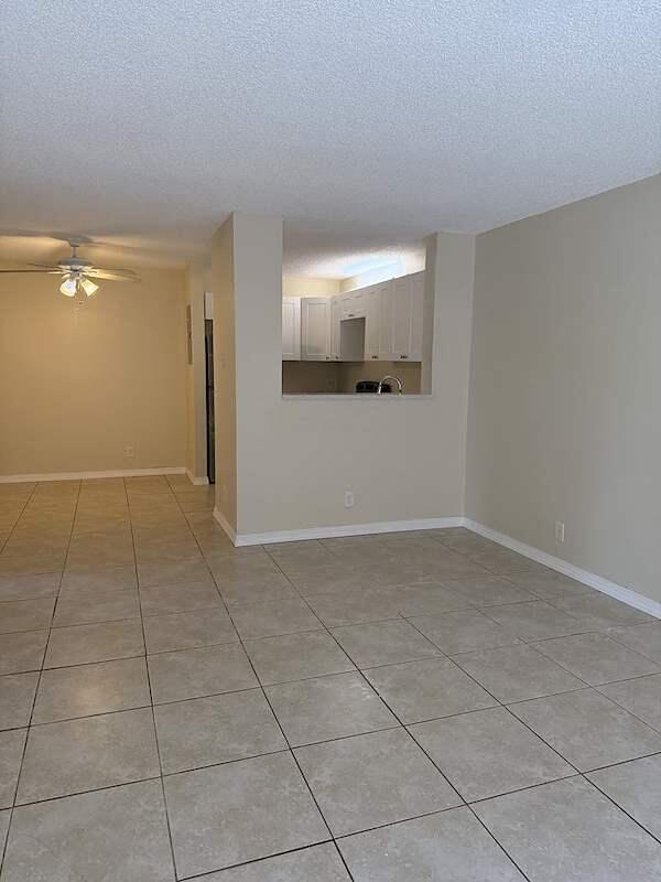 Photo - 10914 Royal Palm Blvd Unidad 10914