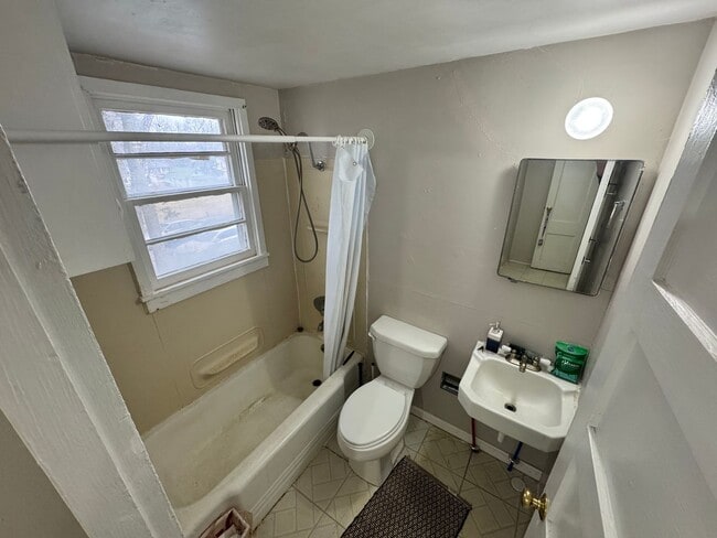 Photo - Pre-Leasing for 26/27 School Year