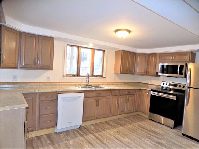 Photo - 154 S Sumner Ave