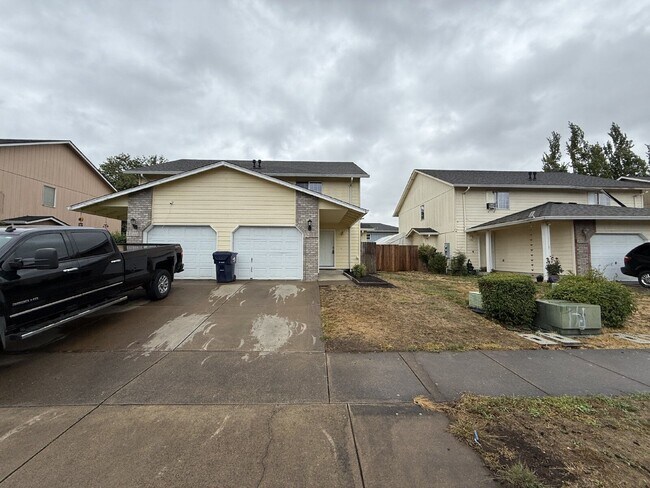 533 Autumn Ave