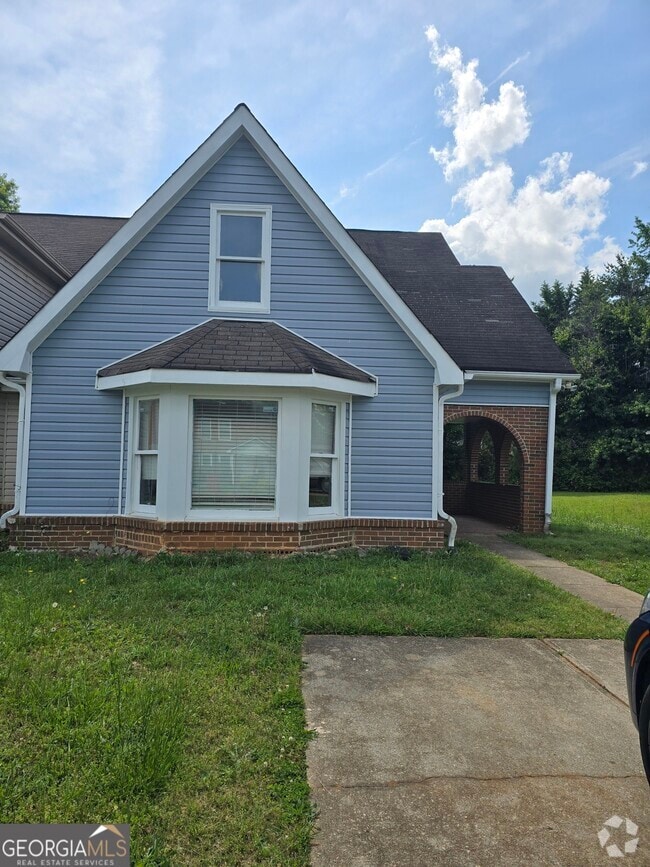 Building Photo - 2798 Country Ct SE Rental
