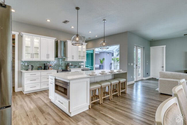 Photo - 1669 Colleen St Unidad ID1346496P