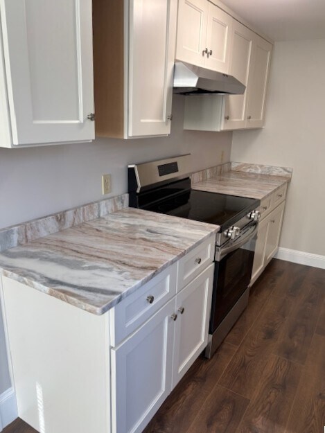 Kitchen - 20 Harding St Unit #1