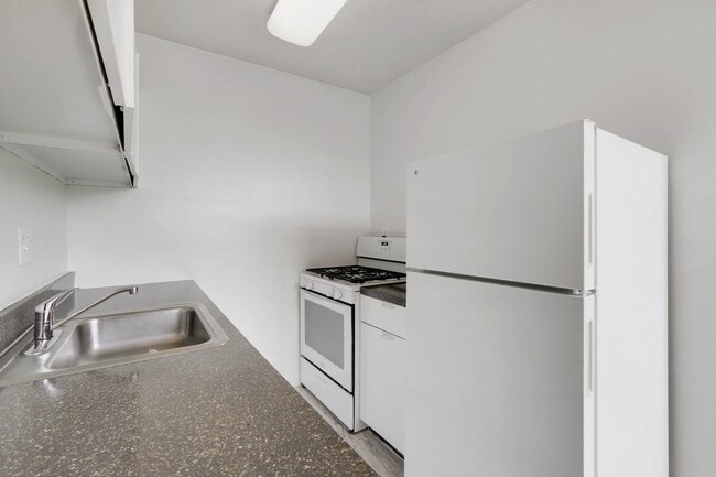 Photo - Monticello at Southern Towers