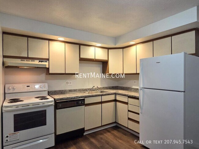 Photo - 20 Tall Pines Dr Unit 21