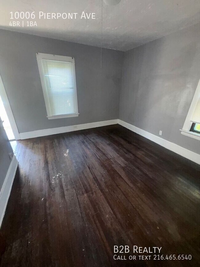 Photo - 10006 Pierpont Ave