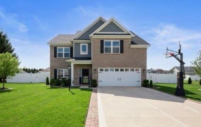 Photo - Luxury Living That's Worth the Wait!! COMING IN NOVEMBER