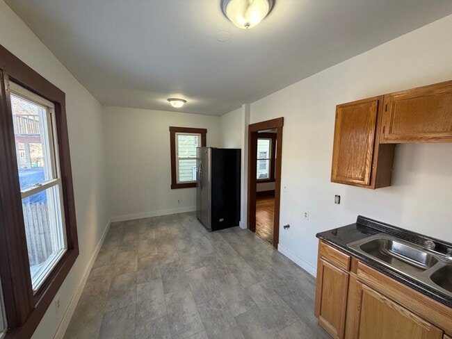 Photo - Euclid Unit Floor 1