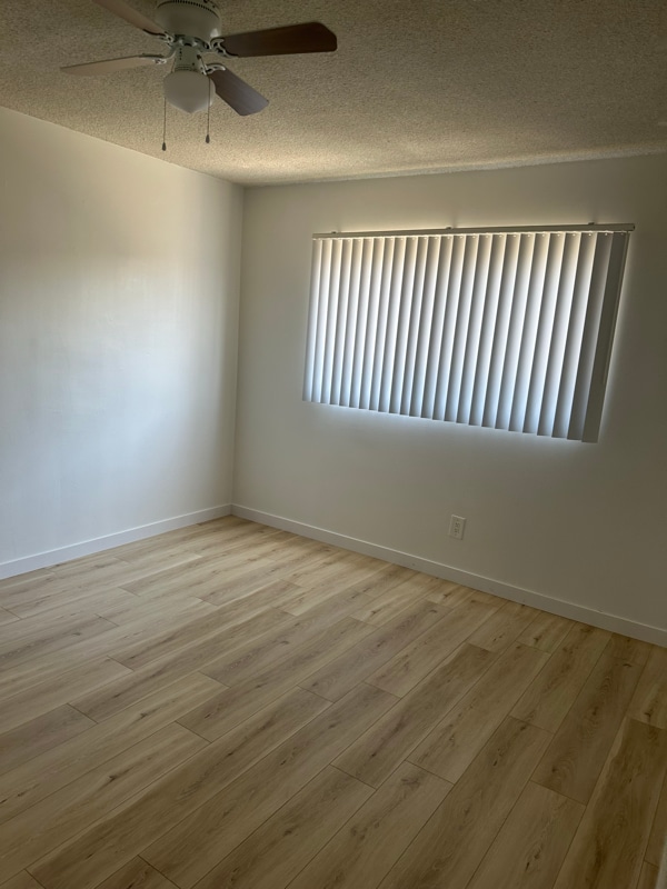 Photo - 8200 Owensmouth Ave